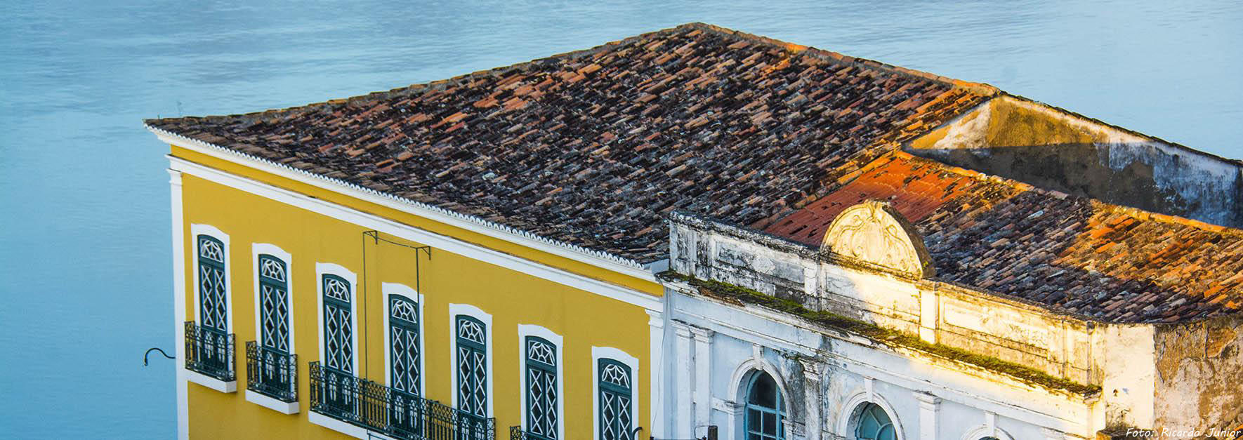 Lindos casarões preservados e as bela imagem do Rio São Francisco.